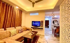 3Bhk Airport Vista Apartment - Entire Apartment